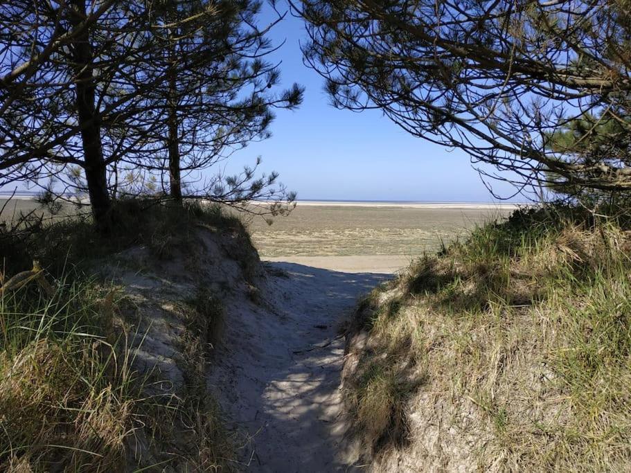 Gite Les Amoureux De La Baie Favières エクステリア 写真